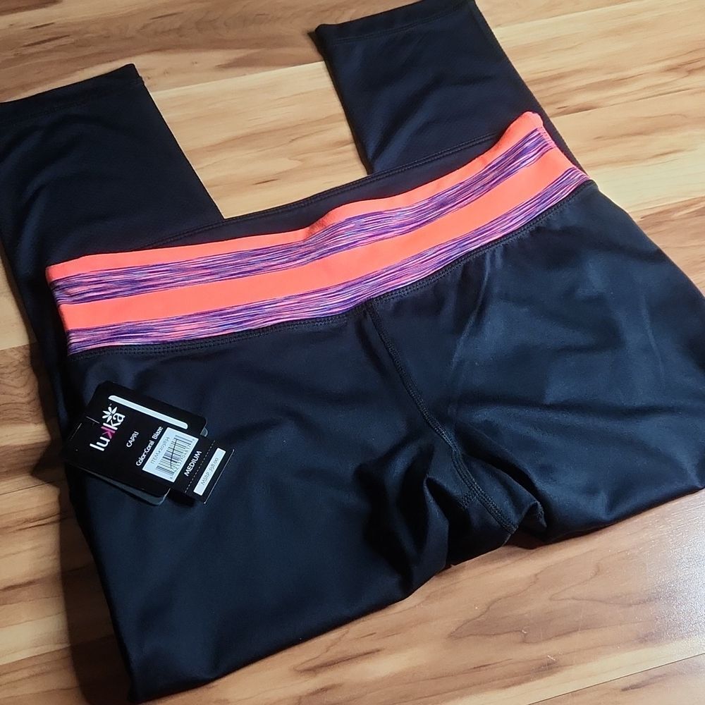 💥Brand New!💥 Lukka Women's Workout Capris - SIZE M